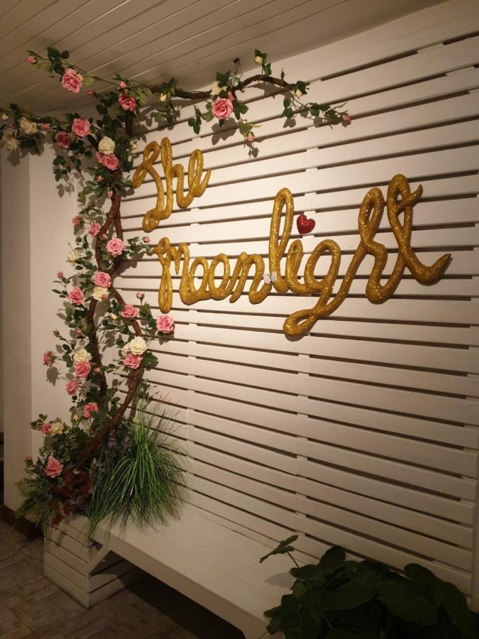 The Moonlight Place Bang Lamung Exteriör bild