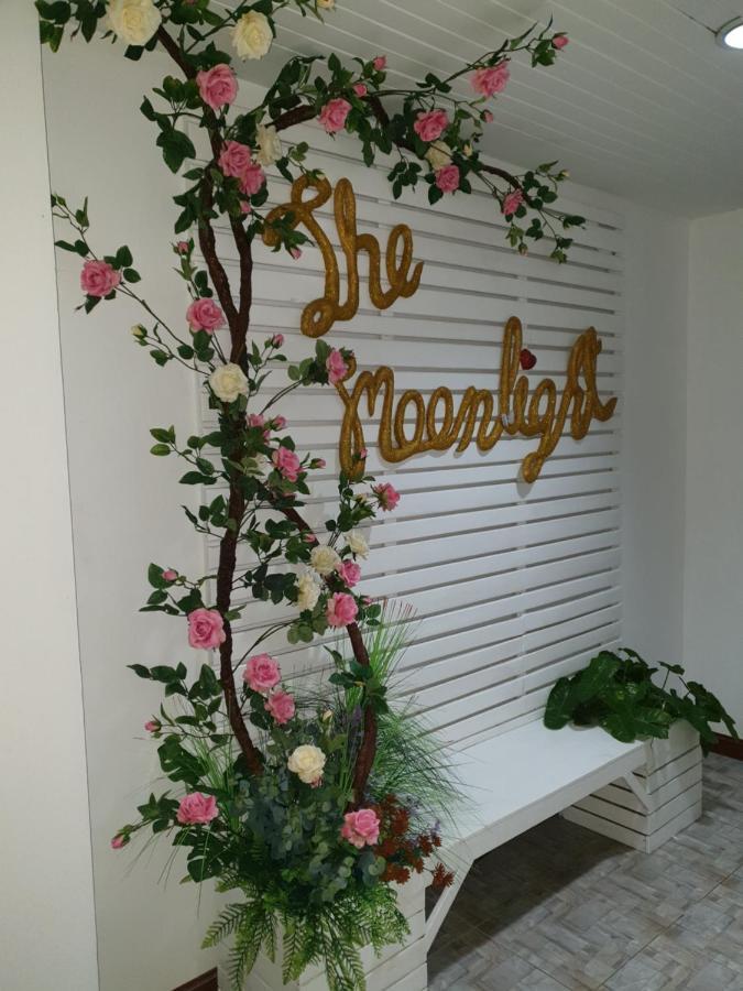 The Moonlight Place Bang Lamung Exteriör bild